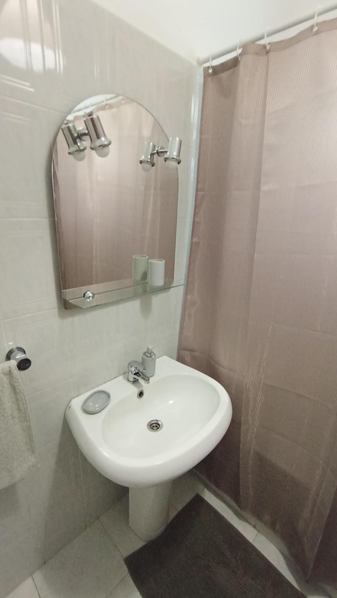 Bus Stop House 82 فونشال المظهر الخارجي الصورة